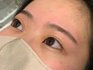 マツエク・マツパ アイブロウ グラマラス ／アンジェアイのマツエク・マツパデザイン