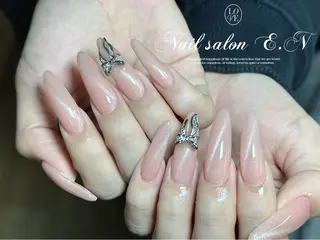 ネイル E.N🦋 長さ出し/持ち込みのネイルデザイン