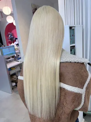 ロング カラー BOX mico.のヘアスタイル