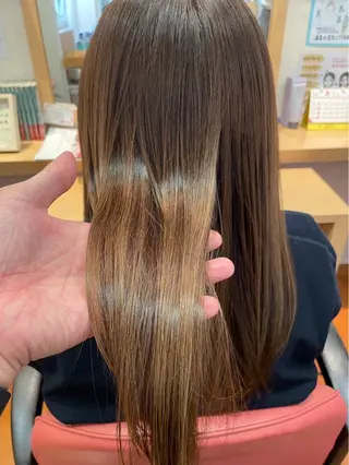 ロング カラー アグレアーブル　緑丘店所属・小島 愛のヘアスタイル