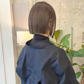 ショート カラー noe'所属・ブリーチ/ハイトーン /ボブ/MIKU💫のヘアスタイル