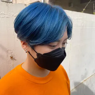 ショート カラー 惣木 菜穂のヘアスタイル