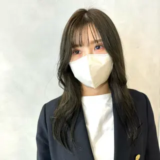 セミロング カラー デザインカラー/パー マ🦖外岡咲希🦖のヘアスタイル