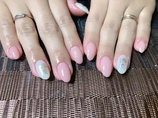 ネイル 伊藤 美里のネイルデザイン