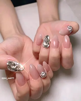 ネイル JINI NAIL所属・ジニ ネイルのネイルデザイン