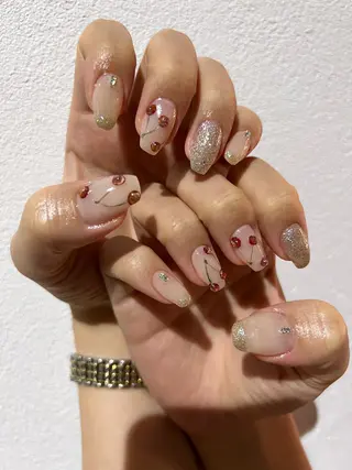 ネイル 河野 弥月のネイルデザイン