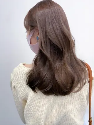 ミディアム カラー THE DAY所属・AKI HASHIMOTOのヘアスタイル