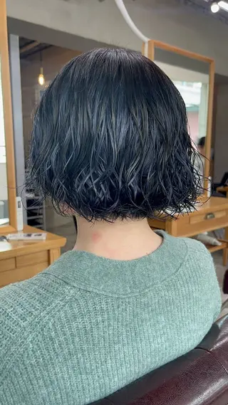 カラー ロビン所属・秋山 美奈のヘアスタイル