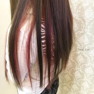 カラー ササキ トモシのヘアスタイル