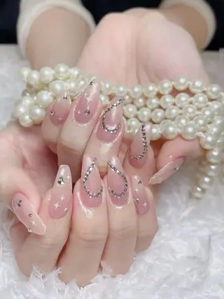 ネイル 🦋y y Nail 🤍のネイルデザイン