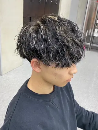 ショート メンズ DEW デューのヘアスタイル