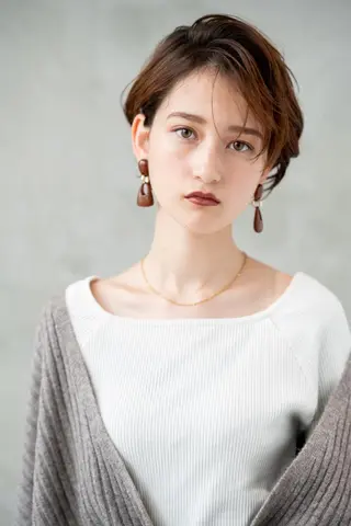 ショート カラー 🉐レイヤー/塩見 弘樹🉐渋谷のヘアスタイル