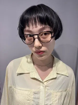 ショート kos所属・西室隆義 二子玉川/艶カラーのヘアスタイル