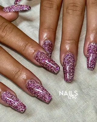ネイル NAILS1296所属・YURIE ☺︎のネイルデザイン