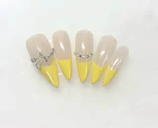 ネイル アニー ルナのネイルデザイン