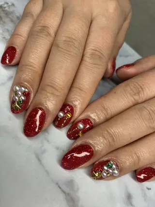 ネイル afrodita所属・DS Aiのネイルデザイン