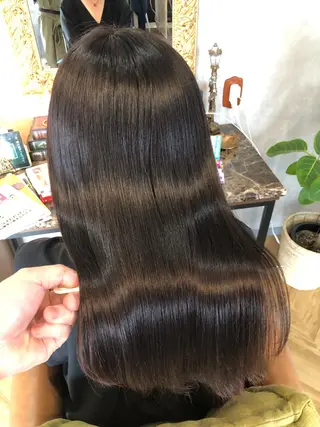 ロング soins de   MaLily所属・soins de MaLilyのヘアスタイル