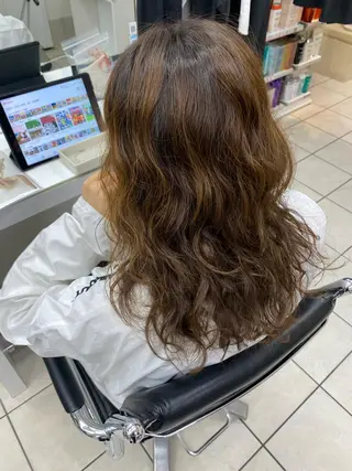 ロング パーマ TONI&GUY   EBISU所属・星野 菜月のヘアスタイル