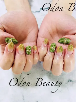 ネイル Odon Beauty  nail  salon所属・VIP TRENDYのネイルデザイン