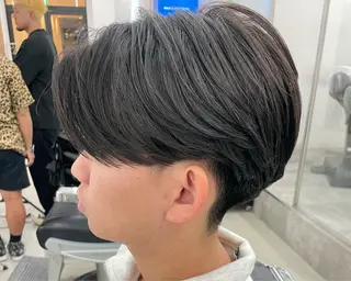 パーマ メンズ Lond LOGAN所属・古田和也/メンズパー マ特化美容師/波巻きのヘアスタイル