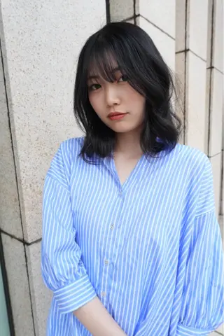 ミディアム Endearing 銀座/レイヤーカットのヘアスタイル