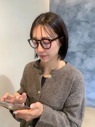 ショート カラー 吉田 早織のヘアスタイル