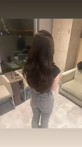 ロング カラー Beige+Rr salon EBISU所属・スガハラ アンナのヘアスタイル