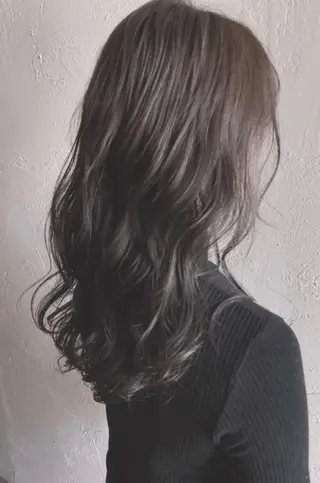 セミロング カラー パーマ ヘアアレンジ ナツメダ ダイキのヘアスタイル
