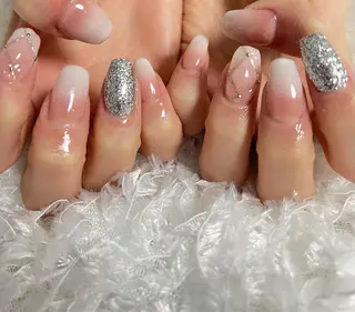 ネイル celica所属・松田 由真のネイルデザイン