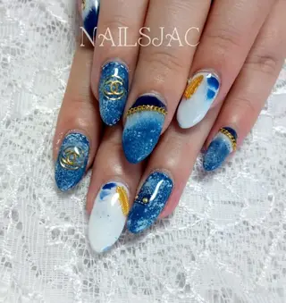 ネイル 島屋 千奈美のネイルデザイン