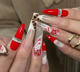 ネイル 🎀 KiKi_nailのネイルデザイン