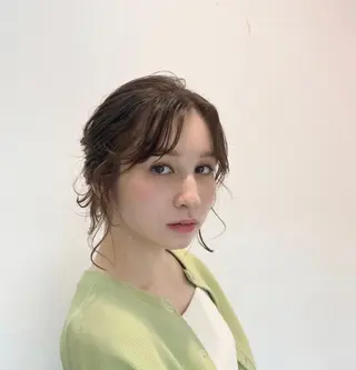 ロング カラー ヘアアレンジ 髪質改善🫧美髪矯正 🤍Yuiのヘアスタイル