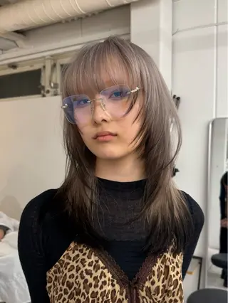 セミロング カラー ヘアアレンジ 🦠デザインカラー/ 魚瀬あおい🦠のヘアスタイル