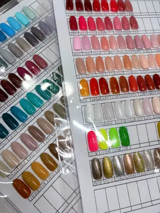 ネイル Lani🌈Nail Konatsuのネイルデザイン