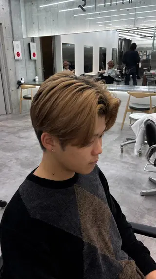 カラー RETOUCH by fifth メンズサロン【レタッチ バイ フィフス】所属・fifth原宿 A:Ri🧸のヘアスタイル