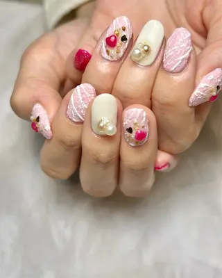 ネイル Reflection marikoのネイルデザイン