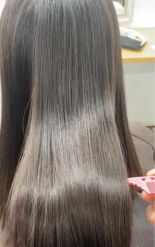 セミロング GRANLUSSO 〜グランルッソ駅前店所属・木口 嘉美のヘアスタイル