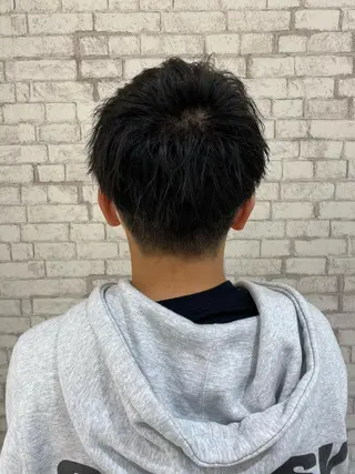 ショート ヘアアレンジ メンズ ブリーチなし艶カラー 東家のヘアスタイル