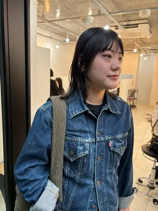 ミディアム NOUN所属・eri kinjoのヘアスタイル