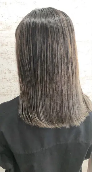 セミロング カラー ケアブリーチ /髪質 改善/古橋圭史郎のヘアスタイル