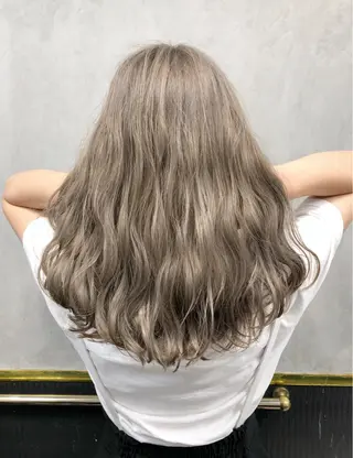 セミロング 塩川 和弥のヘアスタイル