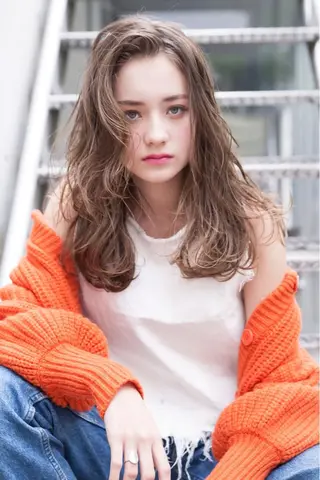 ロング パーマ 山崎 澪 レイヤーカット/大宮のヘアスタイル