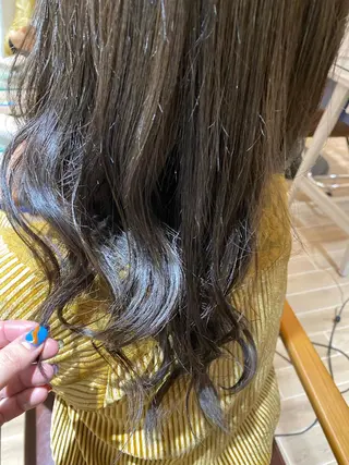 セミロング 透明感カラー・ 髪質改善🩵イケダのヘアスタイル
