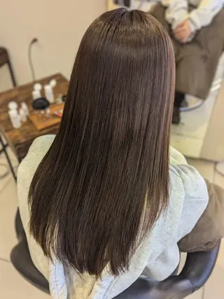 セミロング 髪質改善/お呼ば れヘア/透明感カラーのヘアスタイル