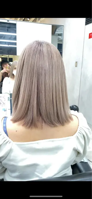 ミディアム カラー 🎨ショートの神様 /神評価🎨原田公祐のヘアスタイル