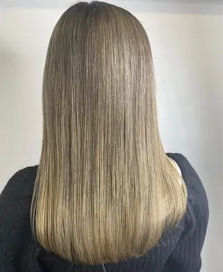 ロング カラー リルウヘアー 天王寺のヘアスタイル