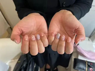 ネイル REHTOF ｜朝7時Open☀️のネイルデザイン