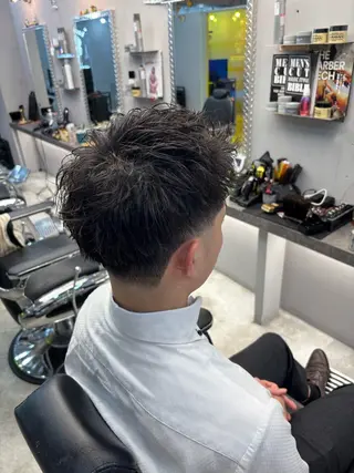 ショート パーマ メンズ特化サロン 高山佑真のヘアスタイル