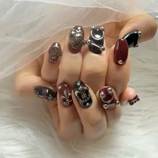 ミディアム Conjunim MAMI🎀✨のネイルデザイン