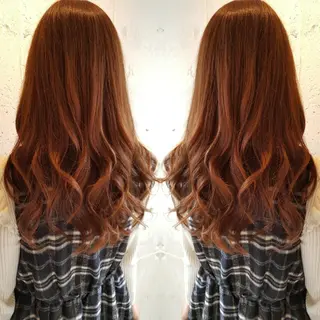 ロング あらき ちさとのヘアスタイル